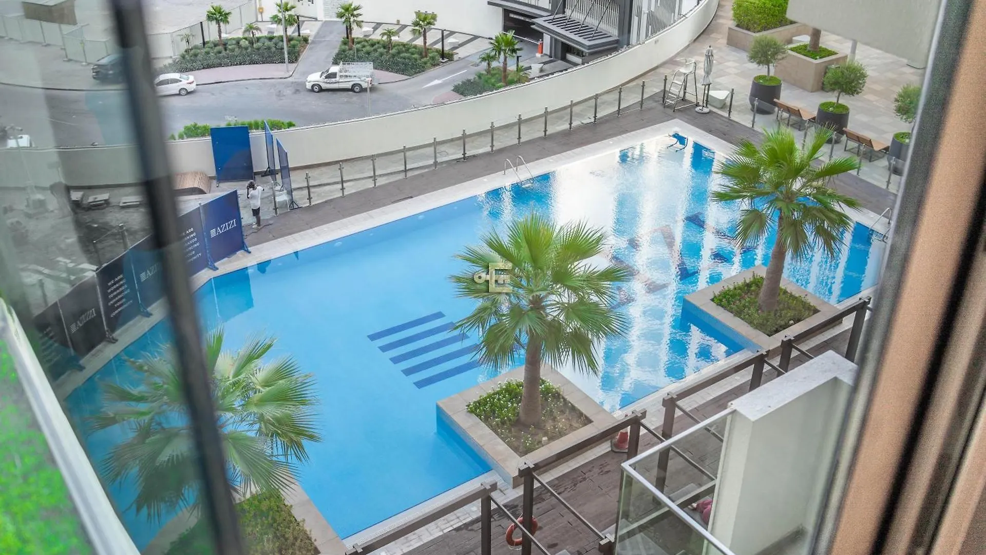 Everluxe Modern Pool View Studio In Al Jaddaf Dubai