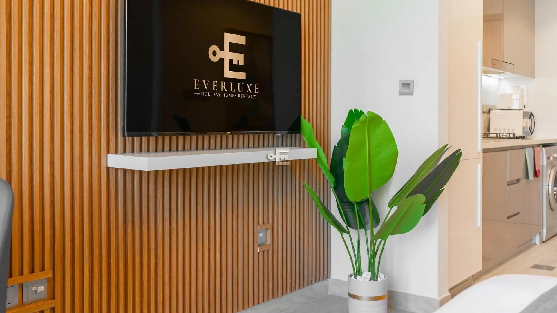Everluxe Modern Pool View Studio In Al Jaddaf Dubaj Apartament